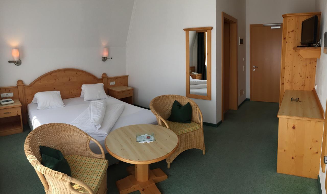 Hotel Puetia アンテルモイア エクステリア 写真
