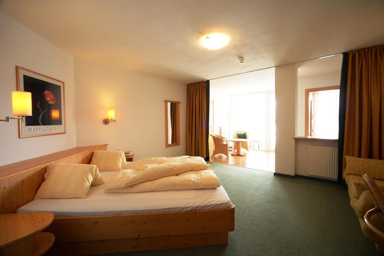 Hotel Puetia アンテルモイア エクステリア 写真