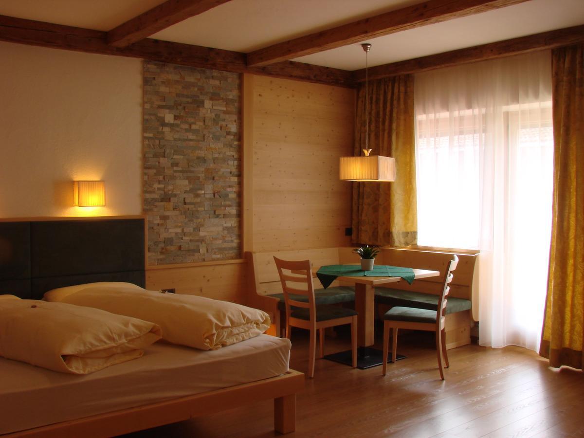 Hotel Puetia アンテルモイア エクステリア 写真